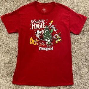 Disneyland Mickey Mouse and Friends Holiday Christmas T-shirt